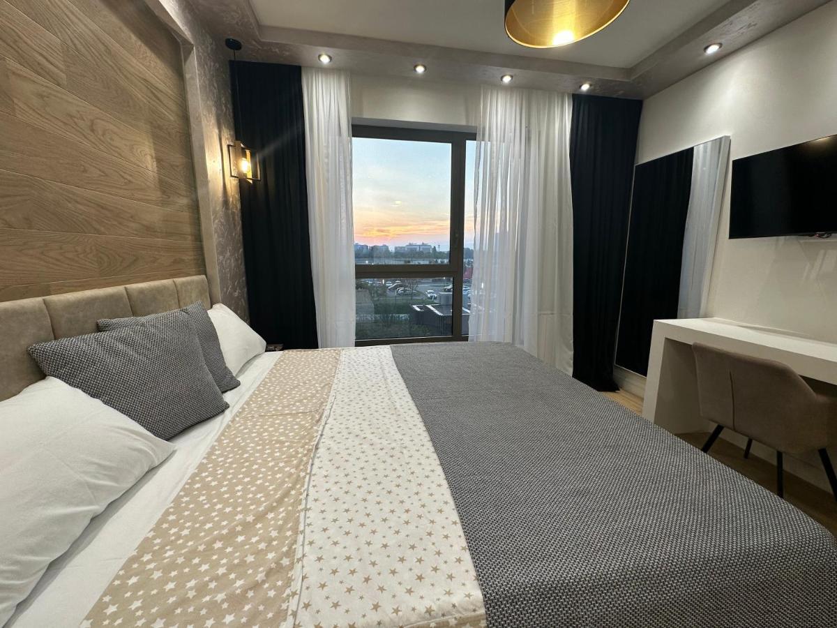 The Gates 210 Apartment Belgrade